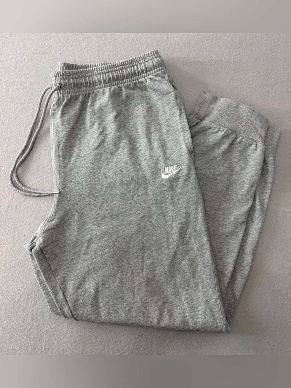 222/00 Nike Sportswear Club Fleece Joggers Men’s XL Gray Sweatpants
